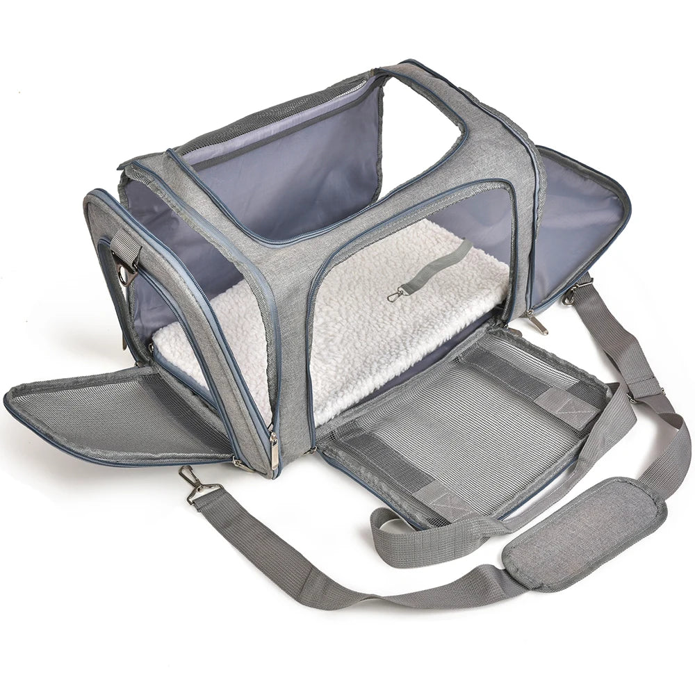 Soft-Sided Pet Carrier Bag – Airline Approved with Claw-Defense Mesh & Removable Fleece Pad