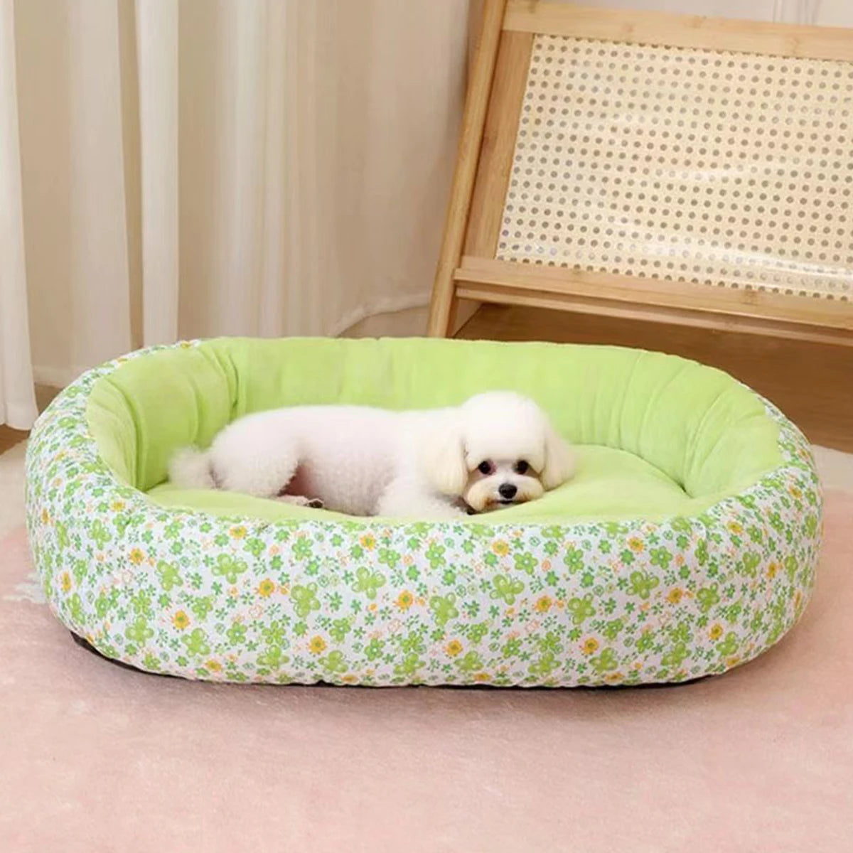 Floral All-Season Pet Bed – Soft Donut Bed for Dogs and Cats