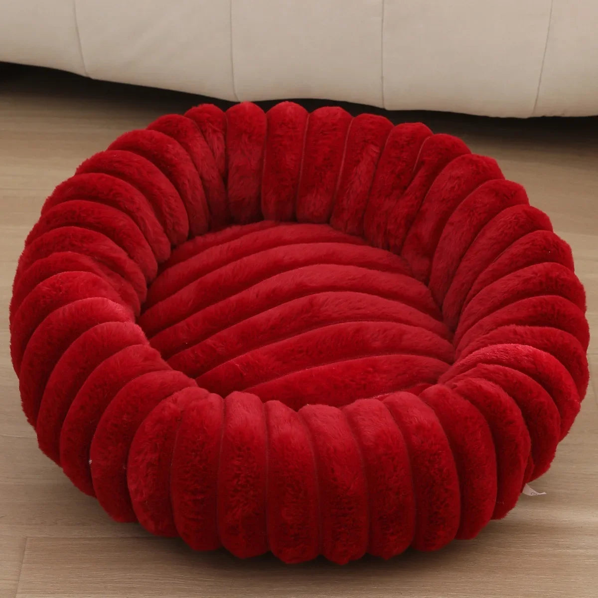 Round Plush Pet Bed – Soft Donut Bed for Cats and Dogs