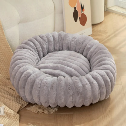 Round Plush Pet Bed – Soft Donut Bed for Cats and Dogs